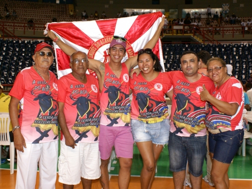 Você está visualizando atualmente Unidos do Acaracuzinho conquista 15º título e desfila neste sábado no Carnaval das Cinzas