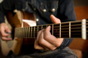 Leia mais sobre o artigo Secretaria de Juventude abre vagas para curso de violão