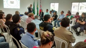 Leia mais sobre o artigo Guarda Municipal realiza reunião para discutir estratégias de combate à violência