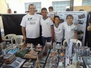 Leia mais sobre o artigo Escola Comissário Francisco Barbosa realiza projeto “Fazendo Arte no Recreio”