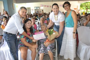 Leia mais sobre o artigo Mulheres Centenárias de Maracanaú são homenageadas em solenidade emocionante no Centro de Convivência do Idoso