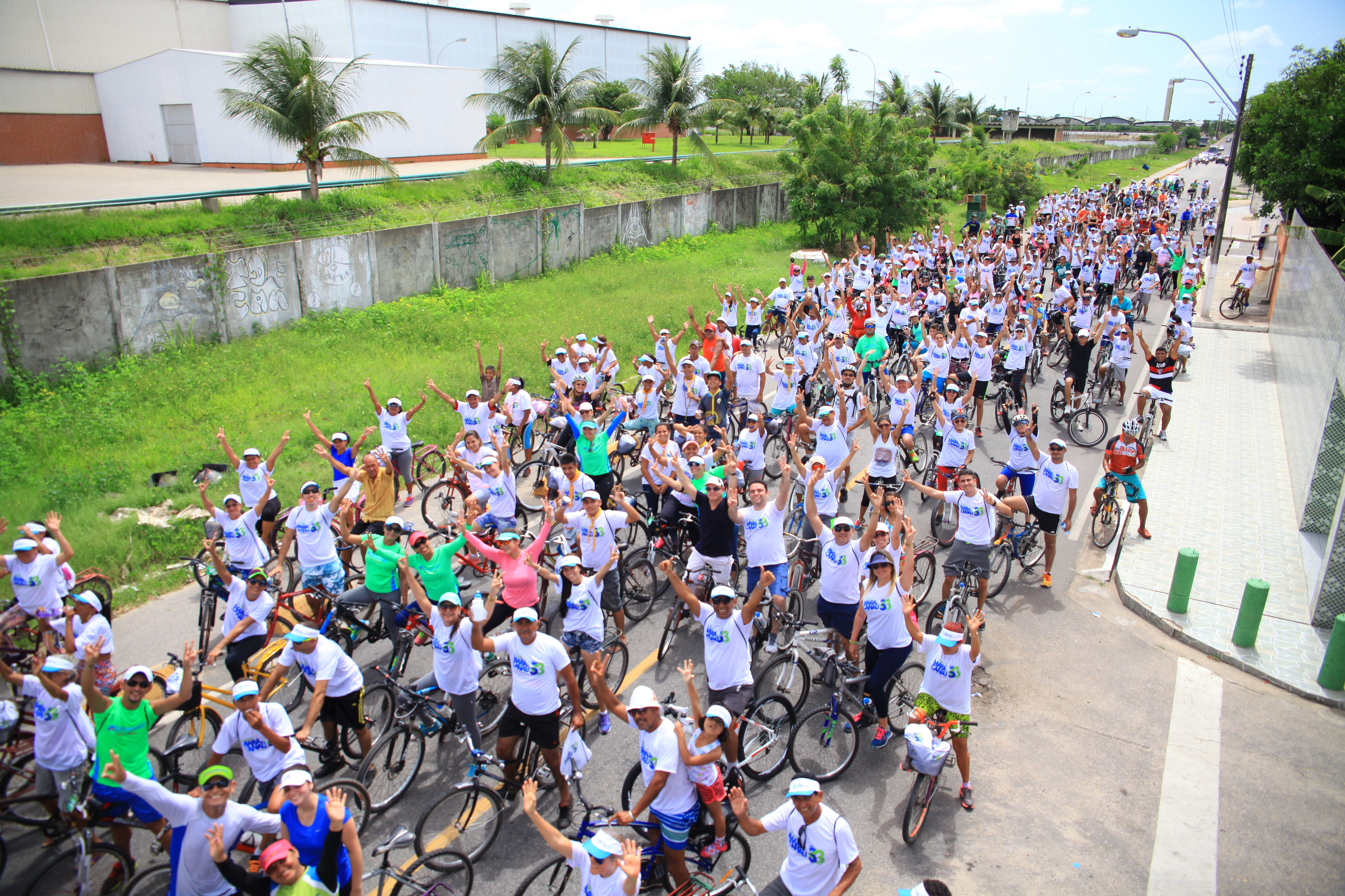 Você está visualizando atualmente Prefeitura celebra seus 33 anos com grande passeio ciclístico