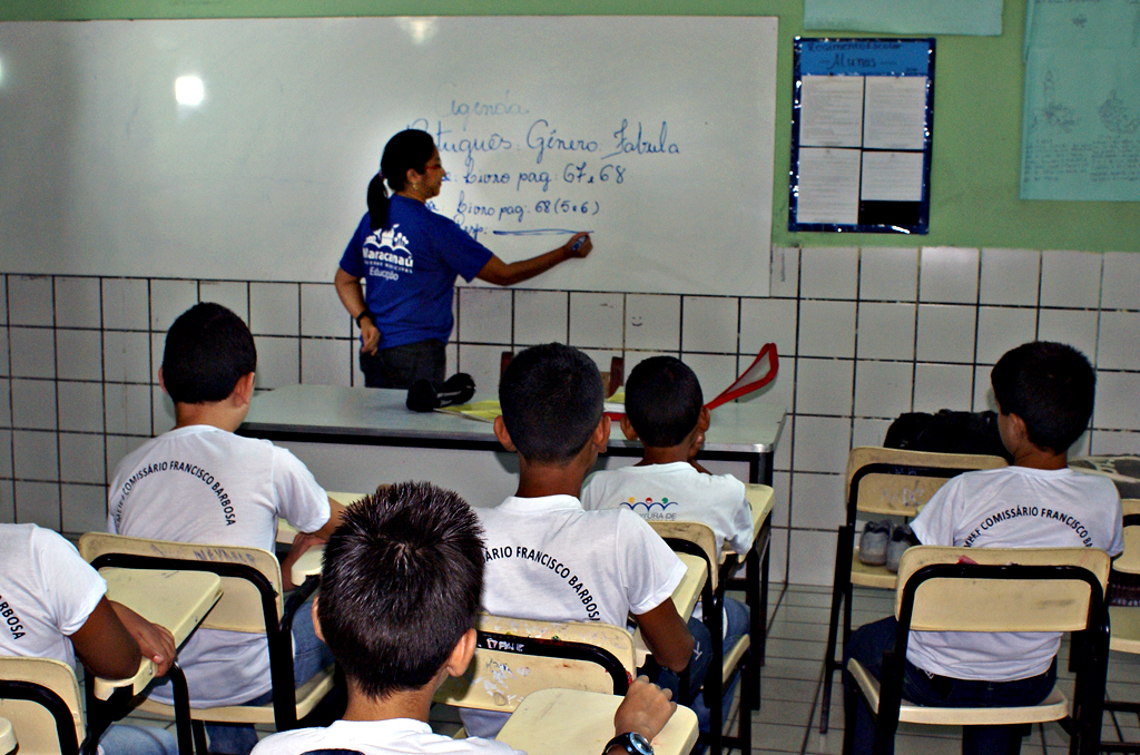 Você está visualizando atualmente Prefeitura de Maracanaú convoca 17 professores de educação básica