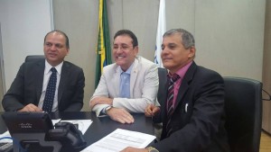 Read more about the article Firmo Camurça se reúne com ministro da Saúde, Ricardo Barros