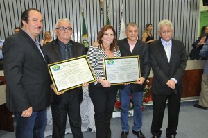 Read more about the article Câmara Municipal concede título de cidadania ao assessor de comunicação Allan Kardec Marinho e à deputada estadual Fernanda Pessoa