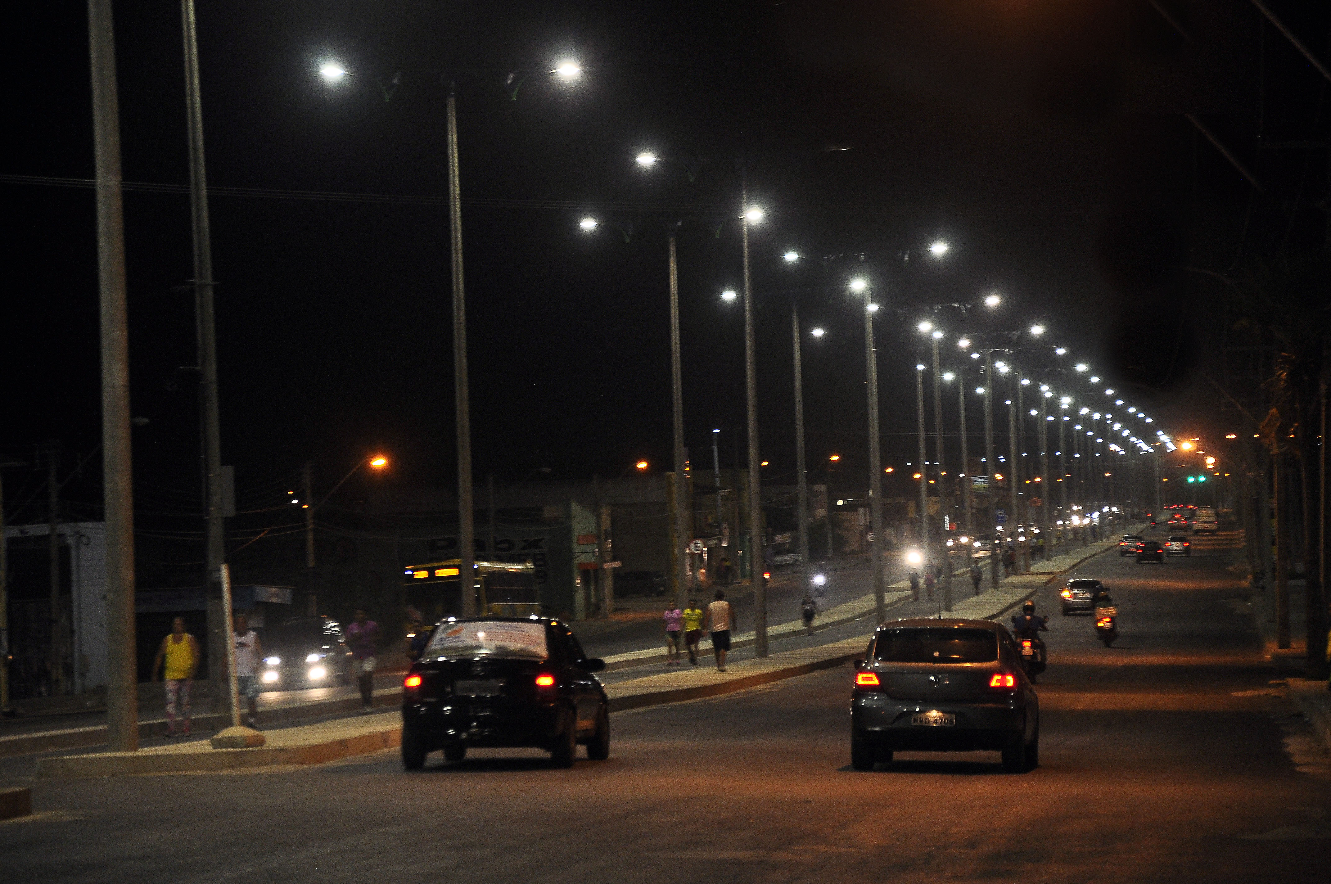 No momento, você está visualizando Prefeitura de Maracanaú inaugura a Duplicação da Avenida Padre José Holanda do Vale com show de Zezé di Camargo & Luciano