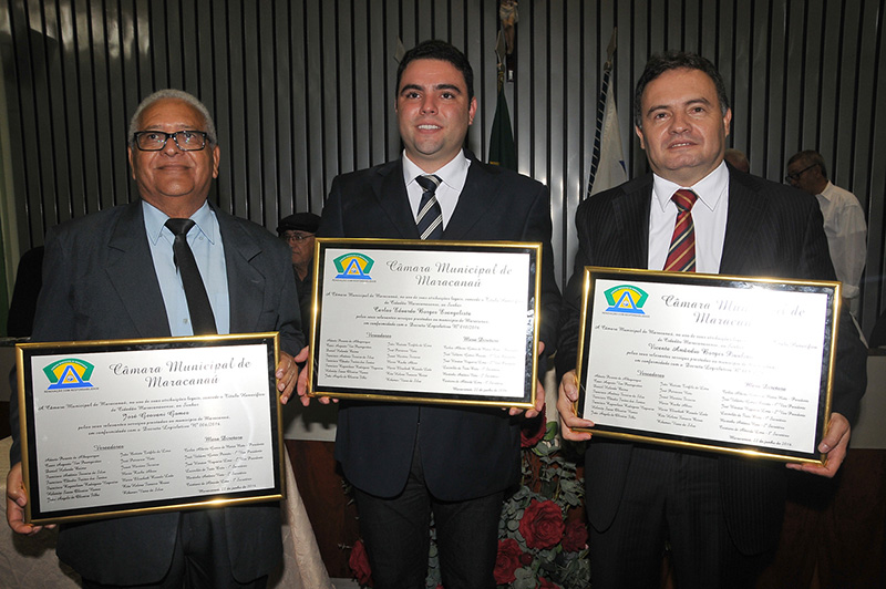 Professor Geovani, Caê Pessoa e Dr.Vicente Piauilino Foto: Stênio Saraiva