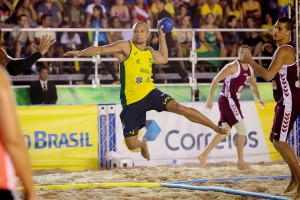Leia mais sobre o artigo Novo Handebol Maracanaú faz amistoso com a Seleção Brasileira de Beach Handball