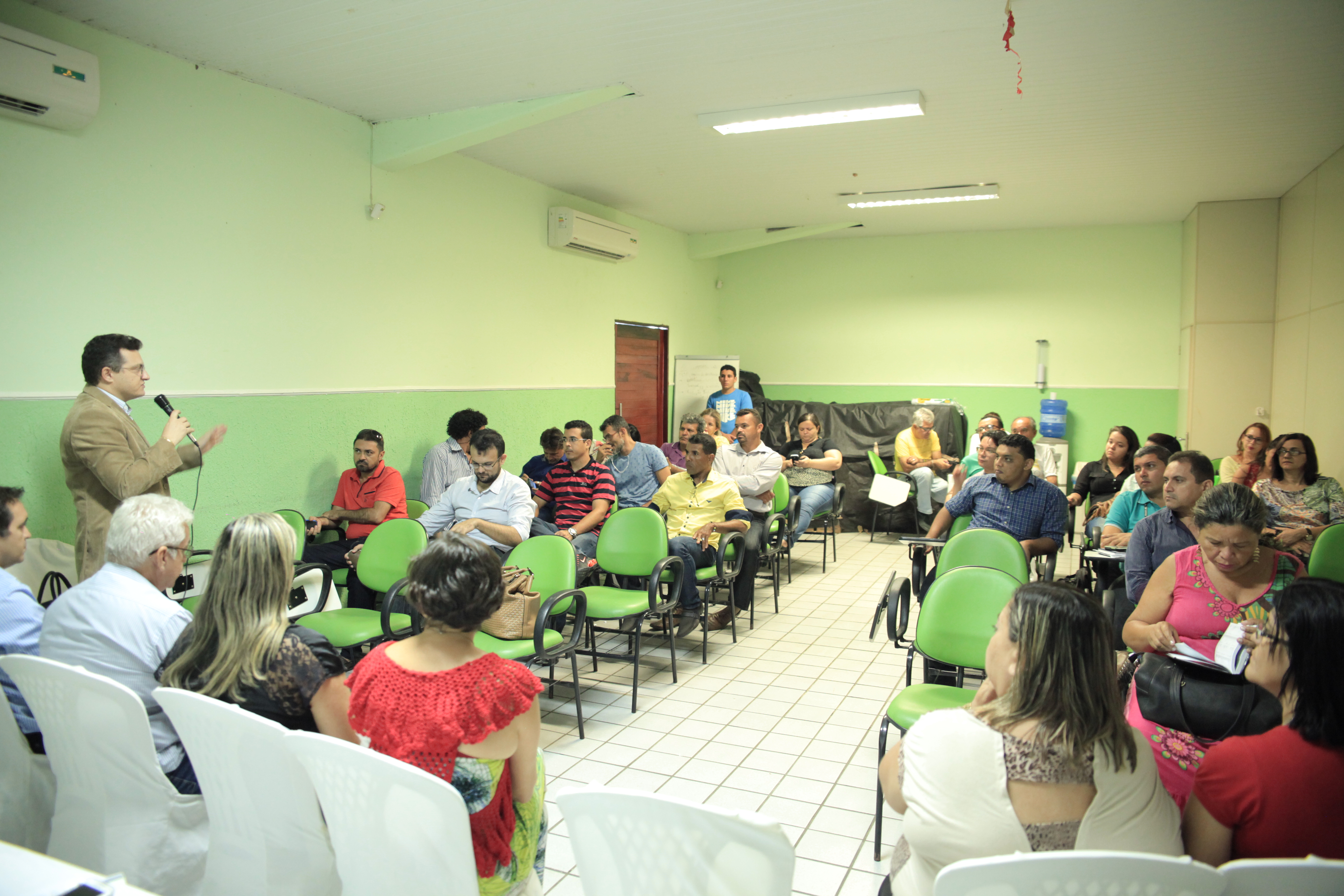Você está visualizando atualmente Conselho Municipal de Políticas Públicas sobre Drogas de Maracanaú – Comad empossa nova diretoria