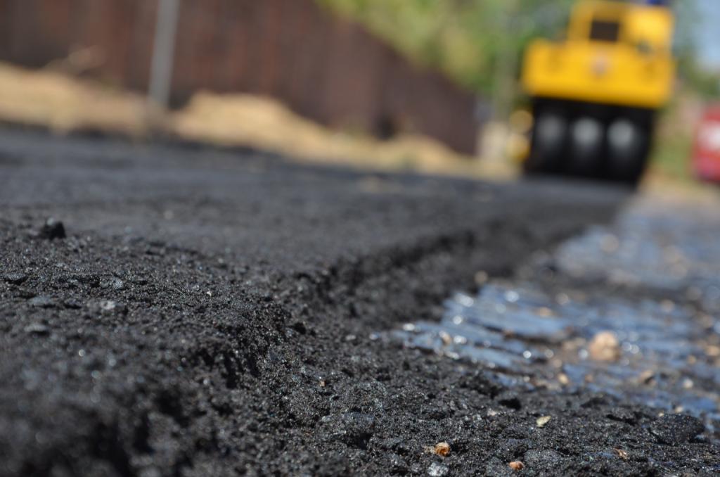 Você está visualizando atualmente Prefeitura entrega novo asfalto das ruas do Santo Sátiro
