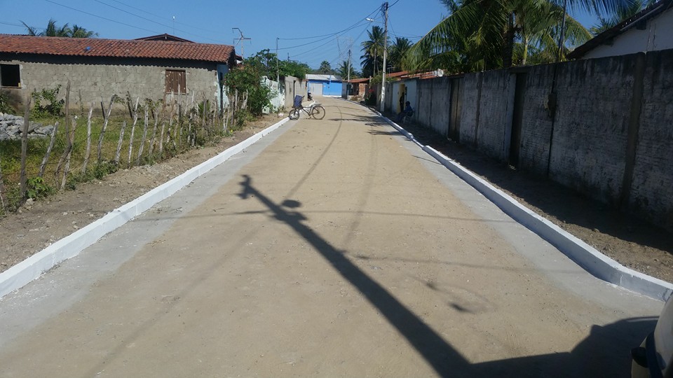 No momento, você está visualizando Prefeitura entrega nova pavimentação das ruas do Olho D’água