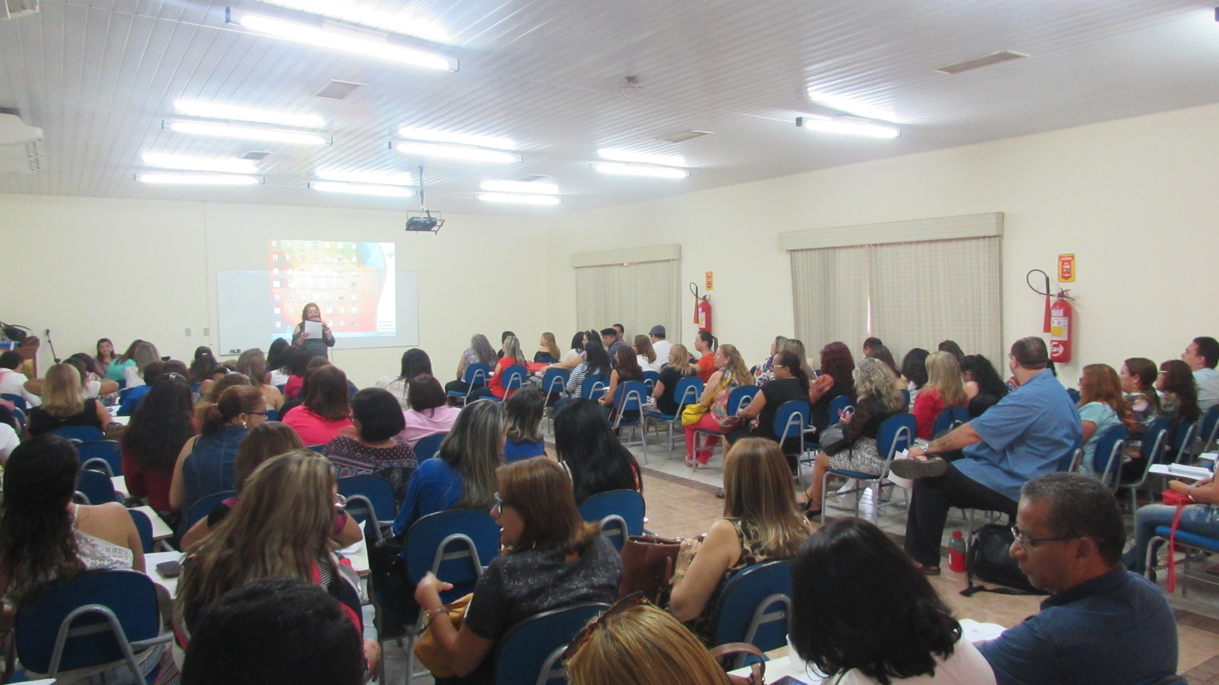 Você está visualizando atualmente 4° Encontro Presencial com Gestores Escolares na Fadesne