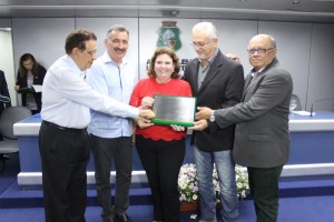 Read more about the article Maracanaú recebe o Selo Verde na Assembleia Legislativa