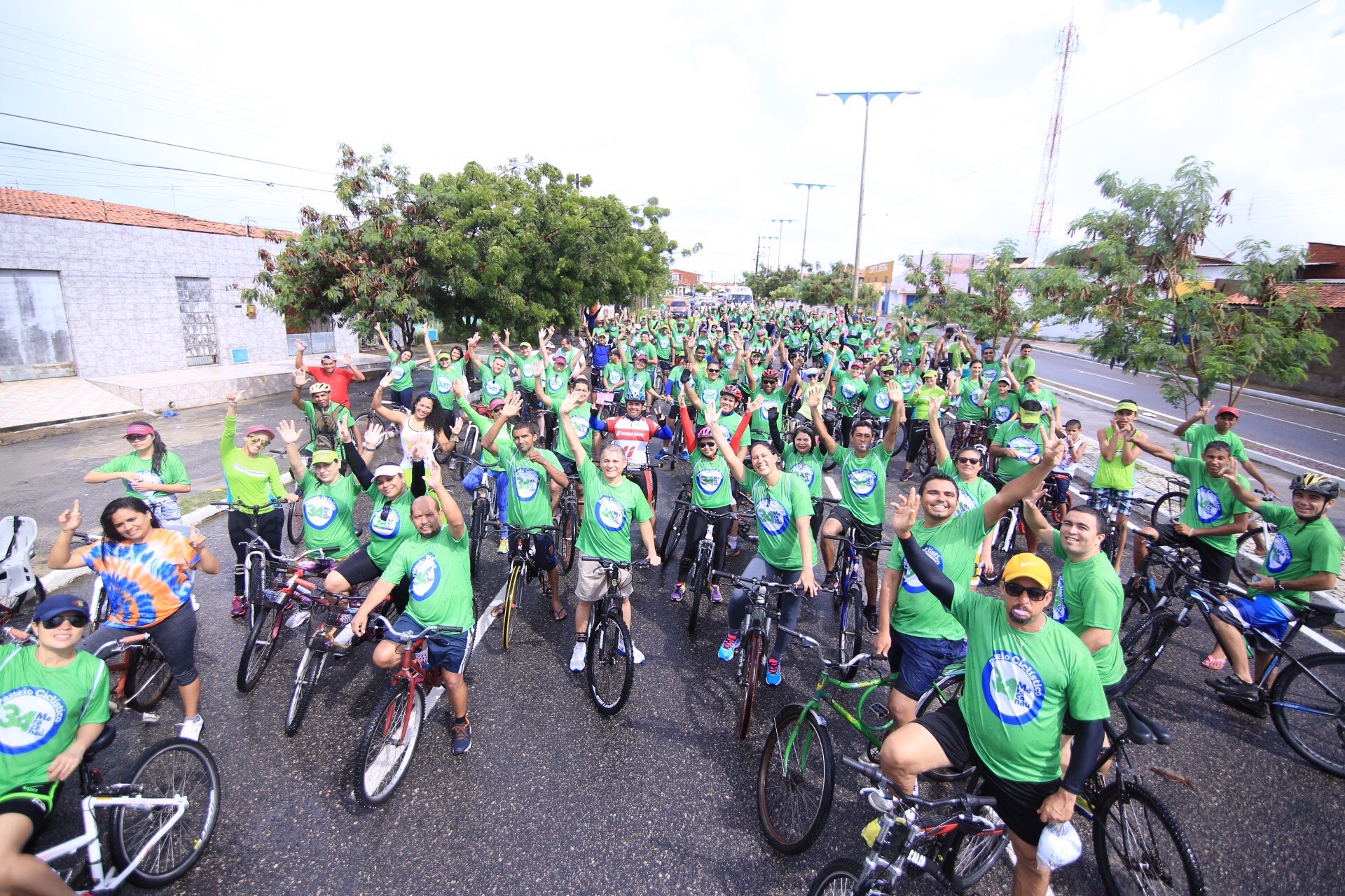 Você está visualizando atualmente Passeio Ciclístico dos 34 anos do Município contou com mais de 300 participantes