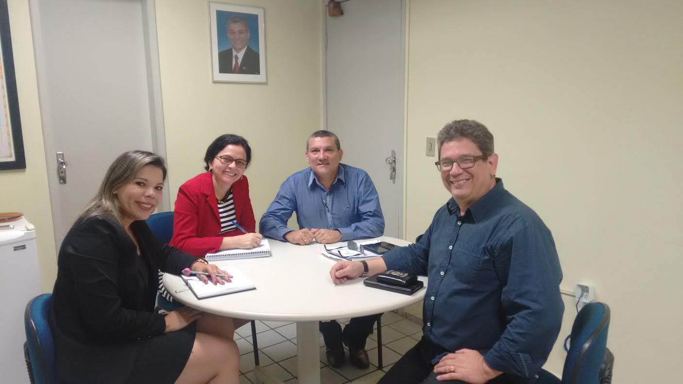 No momento você está vendo Prefeitura de Maracanaú busca parceria com Faculdade