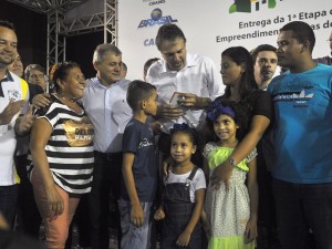 Leia mais sobre o artigo Firmo Camurça participa da solenidade de entrega da 1ª etapa do Residencial Jaçanã