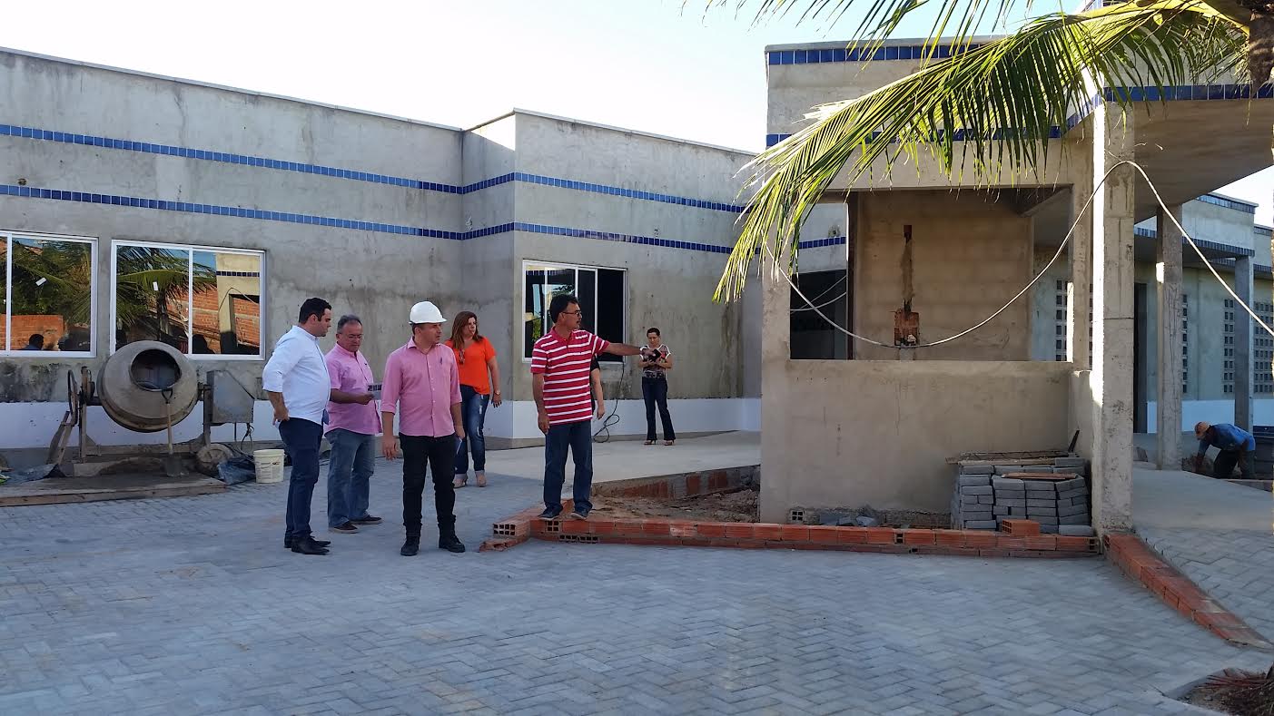 No momento, você está visualizando SeInfra e Saúde realizam visita técnica às obras dos novos Postos de Saúde e do CAPS-AD