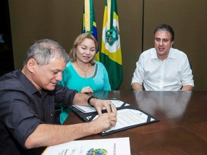 Read more about the article Prefeitura e Governo do Estado assinam convênio para construção de equipamentos públicos do Residencial Orgulho do Ceará II