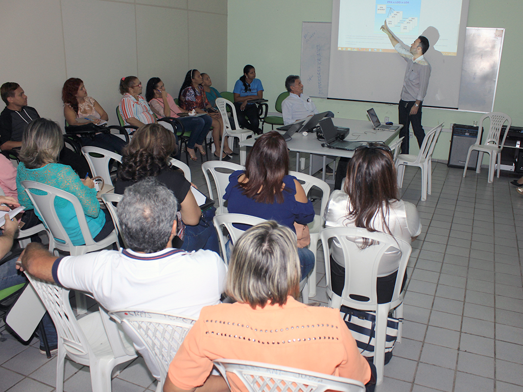 No momento, você está visualizando Prefeitura inicia plenárias para construção do Plano Plurianual Participativo – PPA 2018-2021