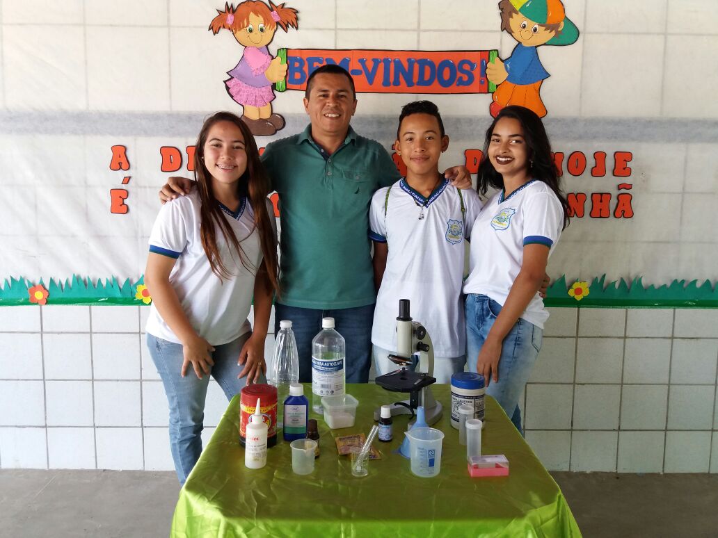 No momento, você está visualizando Estudantes da Escola Municipal Manoel Róseo Landim são classificados para 2ª fase da X Olimpíada Brasileira de Química Júnior