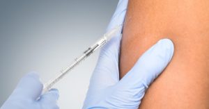 Read more about the article Secretaria da Saúde realiza vacinação contra a gripe nos postos de saúde