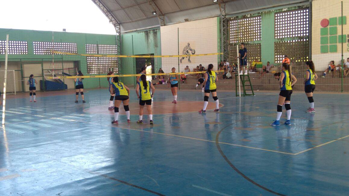 Você está visualizando atualmente Maracanaú realizou o primeiro interbairro de voleibol do município