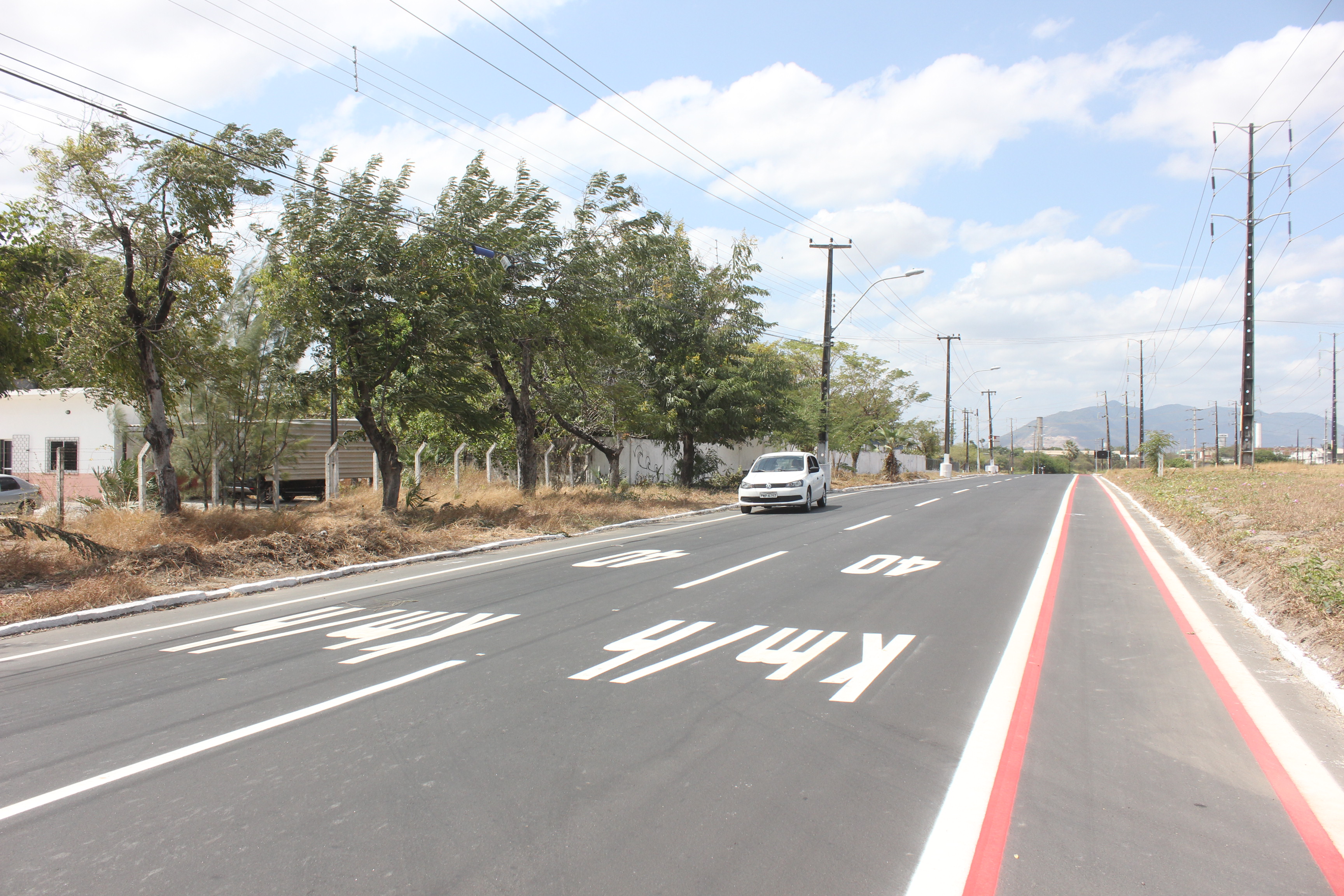 Você está visualizando atualmente Avenida Parque Leste recebe nova infraestrutura