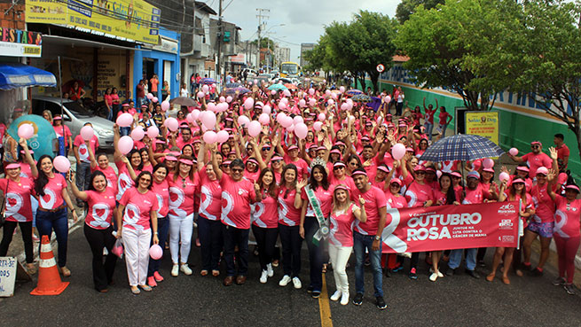 Você está visualizando atualmente Maracanaú realiza Caminhada da V Campanha Outubro Rosa