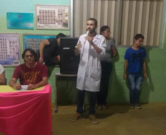 No momento, você está visualizando Secretaria da Saúde realiza ação do Dezembro Vermelho na escola Martins Filho