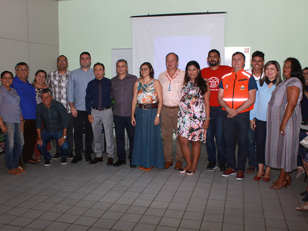 Você está visualizando atualmente Prefeitura realizou sorteio das famílias beneficiadas com o Residencial Orgulho do Ceará II
