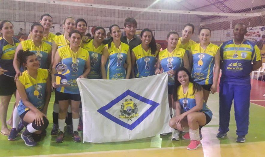 No momento, você está visualizando Time feminino do Maracanã vence Festival  de Vôlei Interior