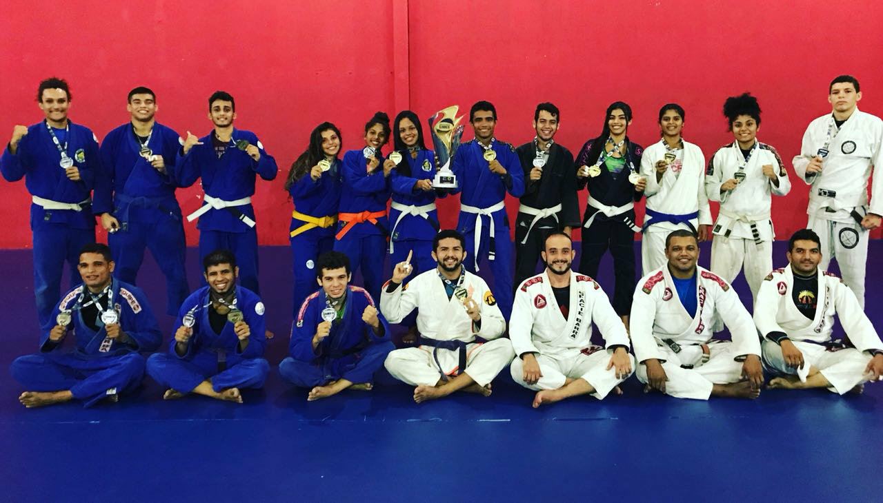 No momento, você está visualizando Equipe Gracie Barra é a Campeã da segunda etapa do Campeonato Cearense de Jiu-jitsu