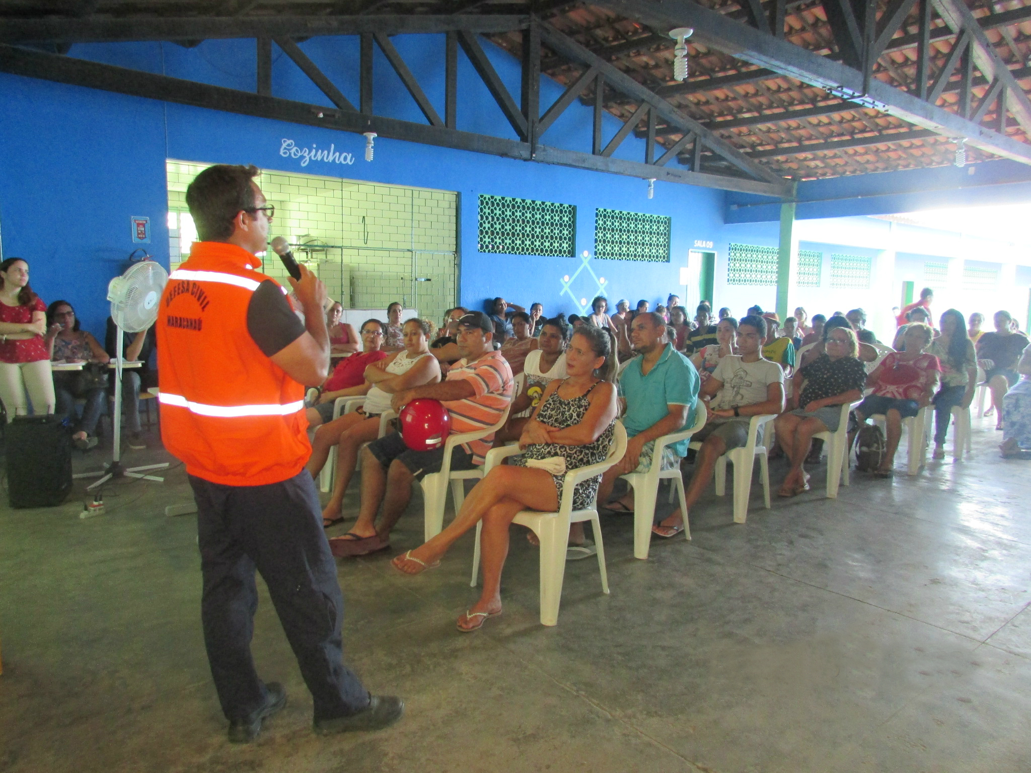 No momento, você está visualizando Defesa Civil de Maracanaú leva palestra educativa para moradores do Industrial