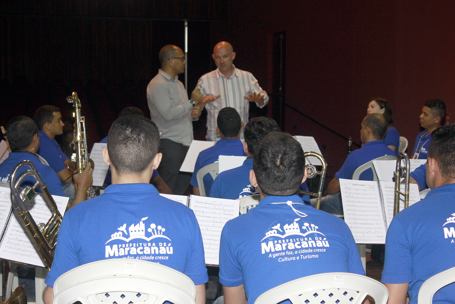 Você está visualizando atualmente Maestro Olivier Brinsville abre programação da Semana de Master Class de Maracanaú