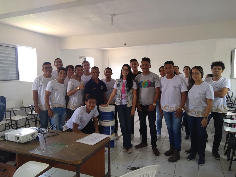 No momento, você está visualizando Alunos aprendem a produzir adubo orgânico em Oficina de Compostagem