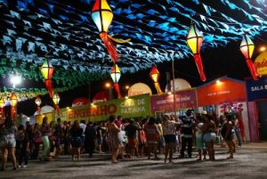 Leia mais sobre o artigo Prefeitura divulga resultado do credenciamento dos permissionários para o São João de Maracanaú 2018