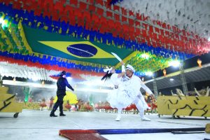 Leia mais sobre o artigo Cumpade Justino vence o 32º Festival de Quadrilhas Juninas de Maracanaú 