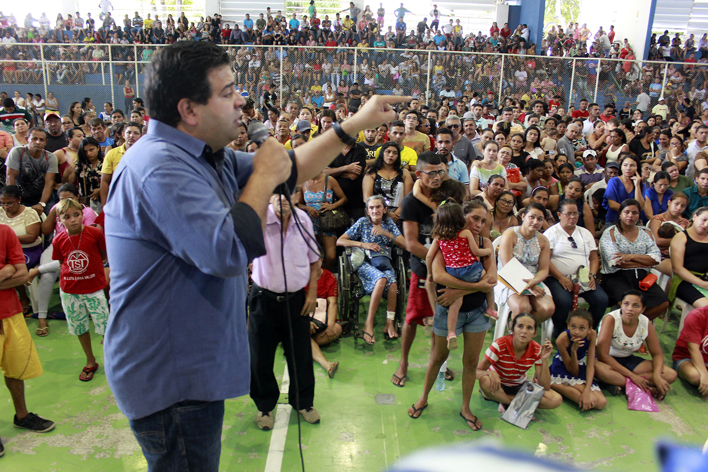 Você está visualizando atualmente Prefeitura divulga relação das famílias beneficiadas com moradias no Residencial Orgulho do Ceará II