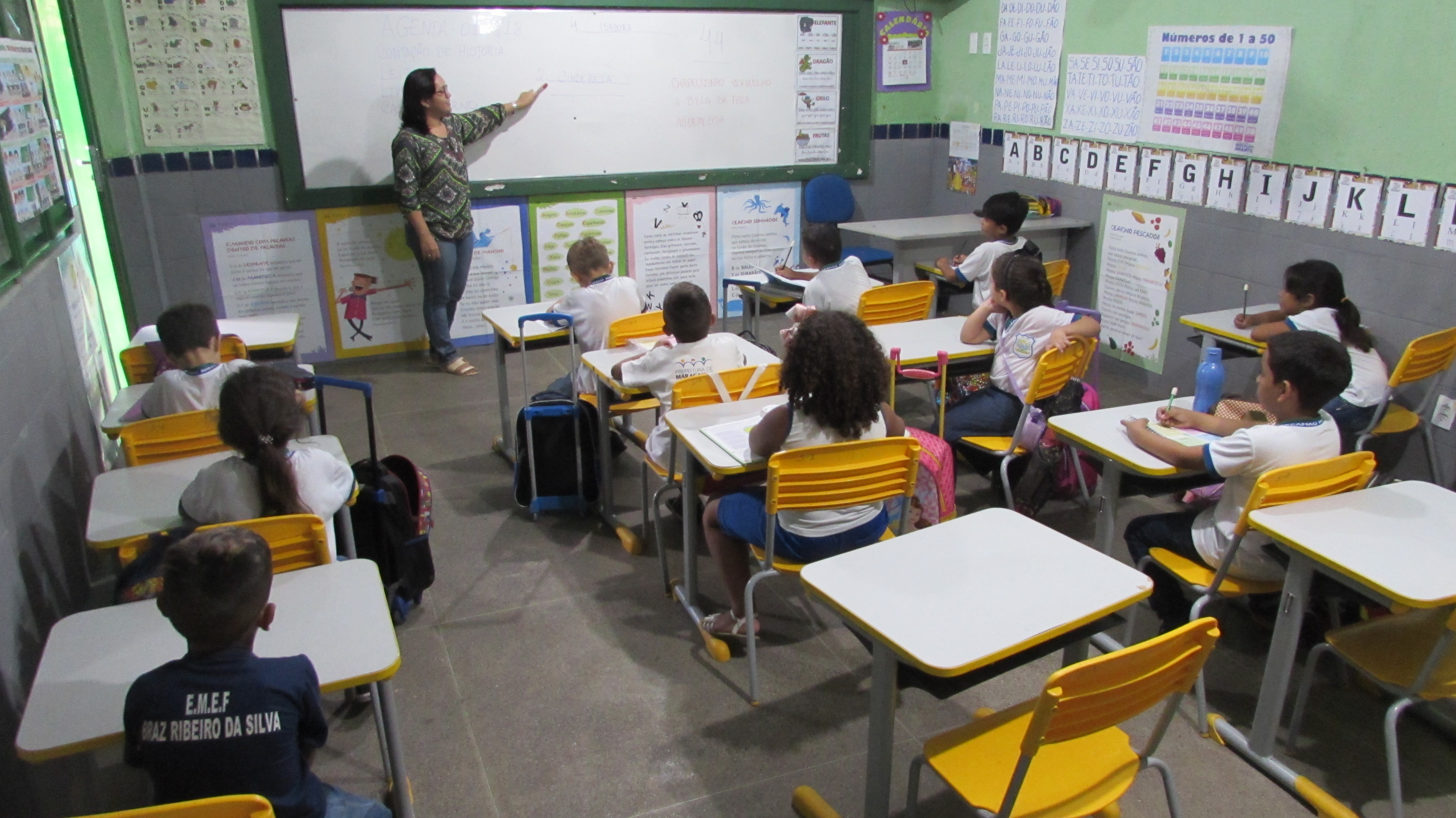 No momento, você está visualizando 45 mil estudantes da rede municipal de ensino retornam às aulas nesta quarta-feira