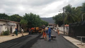 Leia mais sobre o artigo Mucunã recebe serviço de manutenção viária em diversas vias