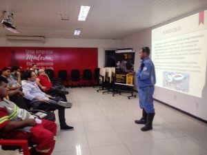 Read more about the article SIPATMA da Solar BR recebe palestra do Demutran de Maracanaú