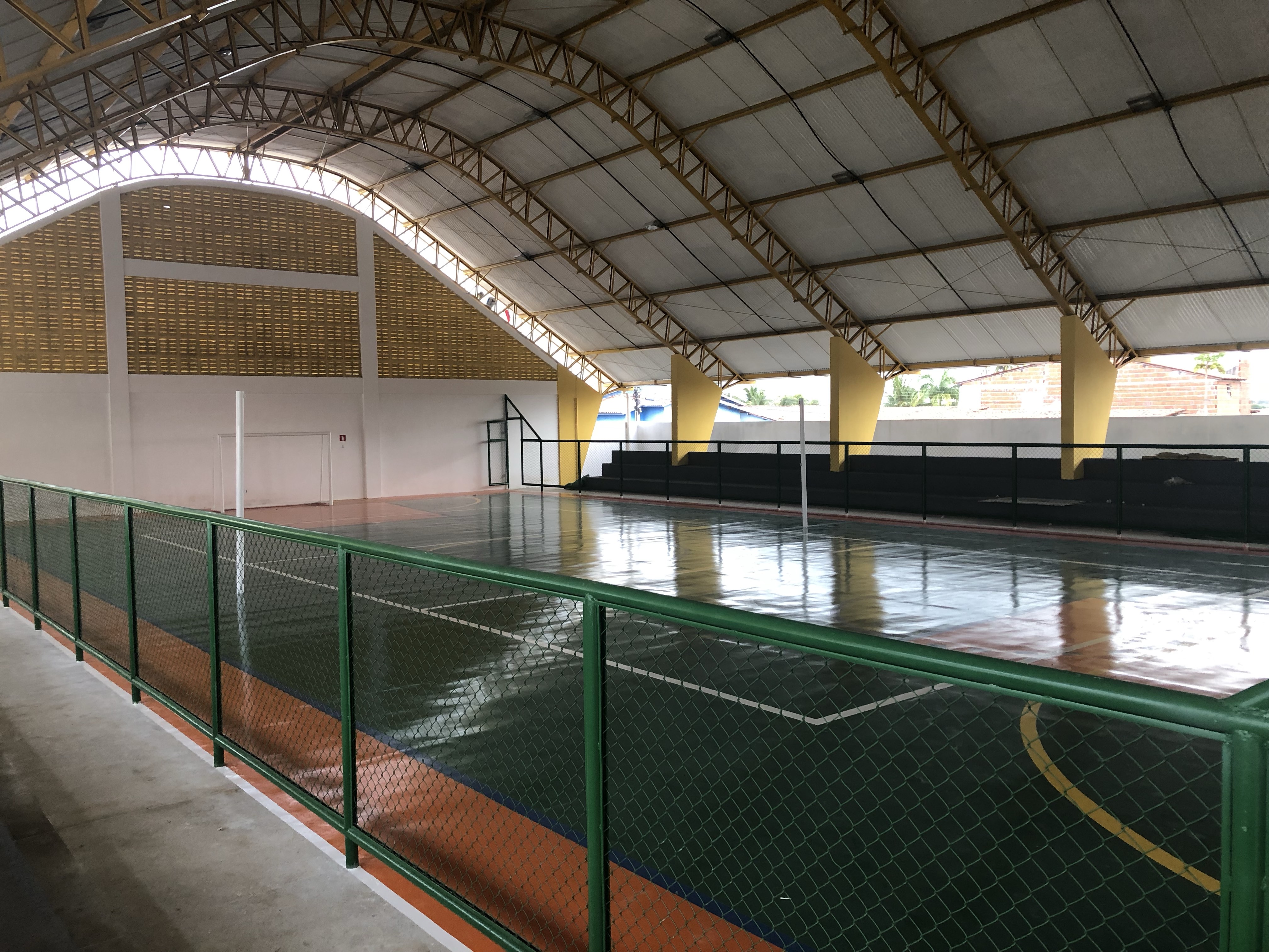 You are currently viewing Prefeitura inaugura quadra poliesportiva coberta da Escola Evandro Ayres de Moura