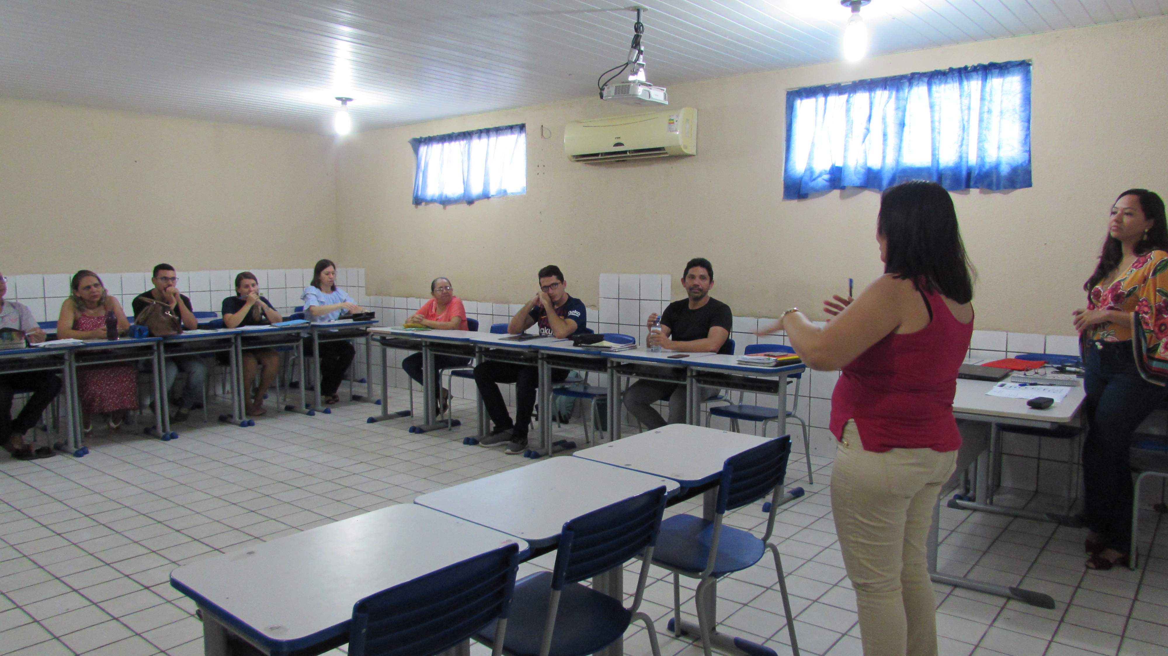 You are currently viewing Escolas municipais realizam planejamento integrado