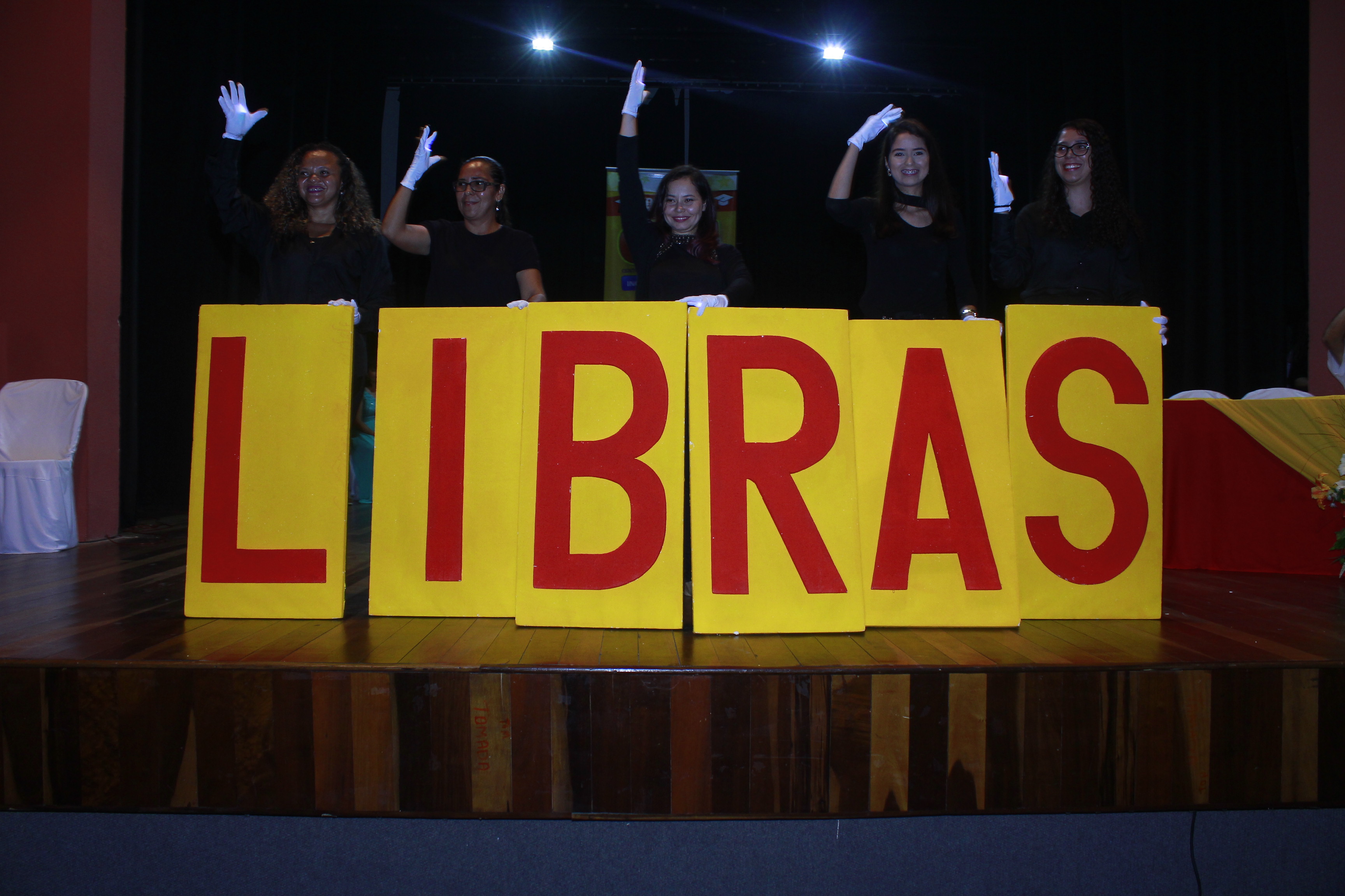 You are currently viewing CLM comemora Dia Nacional da Libras com palestra aberta ao público