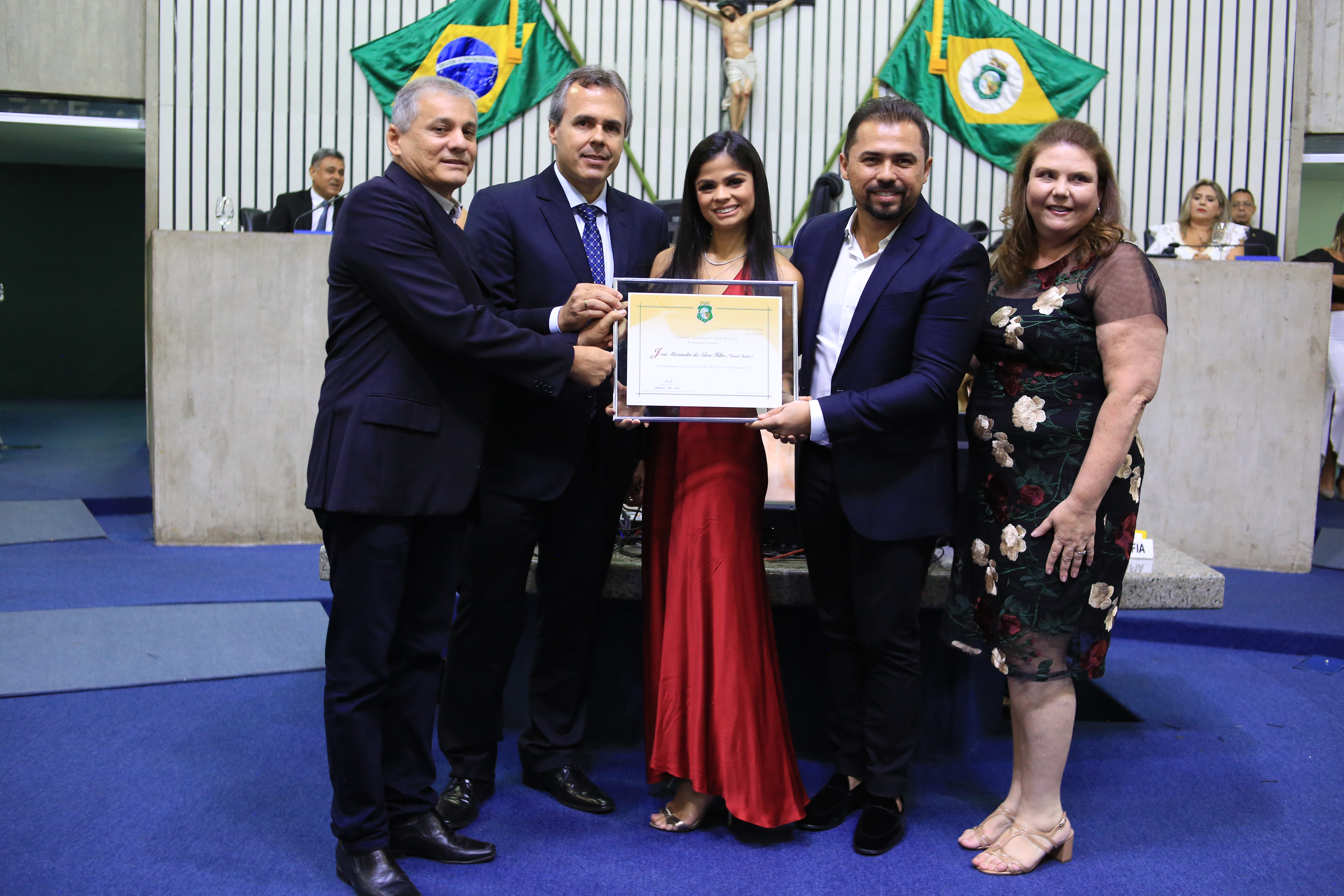 Você está visualizando atualmente São João de Maracanaú recebe homenagem pelos seus 15 anos na Assembleia Legislativa