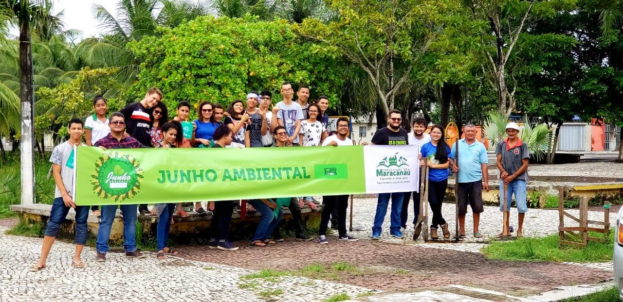 No momento, você está visualizando Semam realiza plantio de mudas para recuperação da mata ciliar