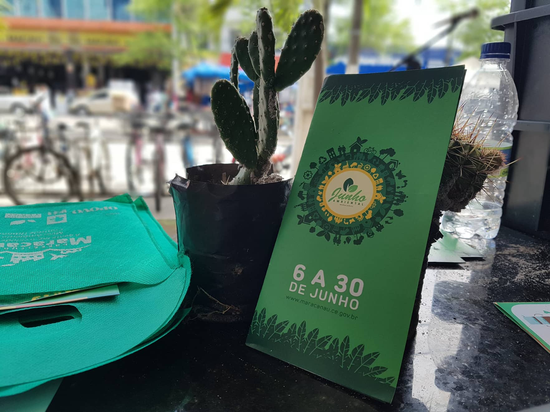 No momento, você está visualizando Blitz ecológica conscientiza motoristas e pedestres durante o Junho Ambiental 2019