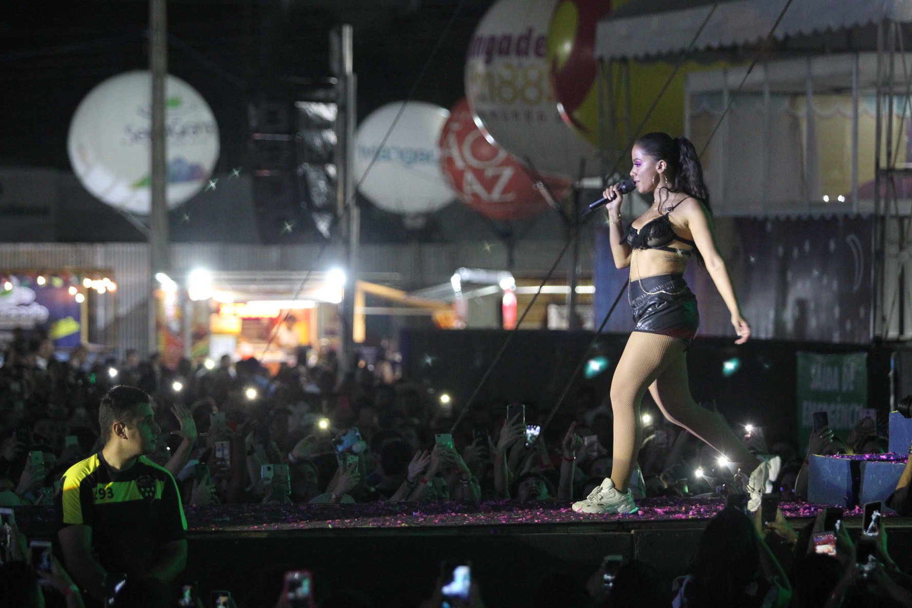 No momento, você está visualizando Show de Anitta alcança lotação máxima no São João de Maracanaú