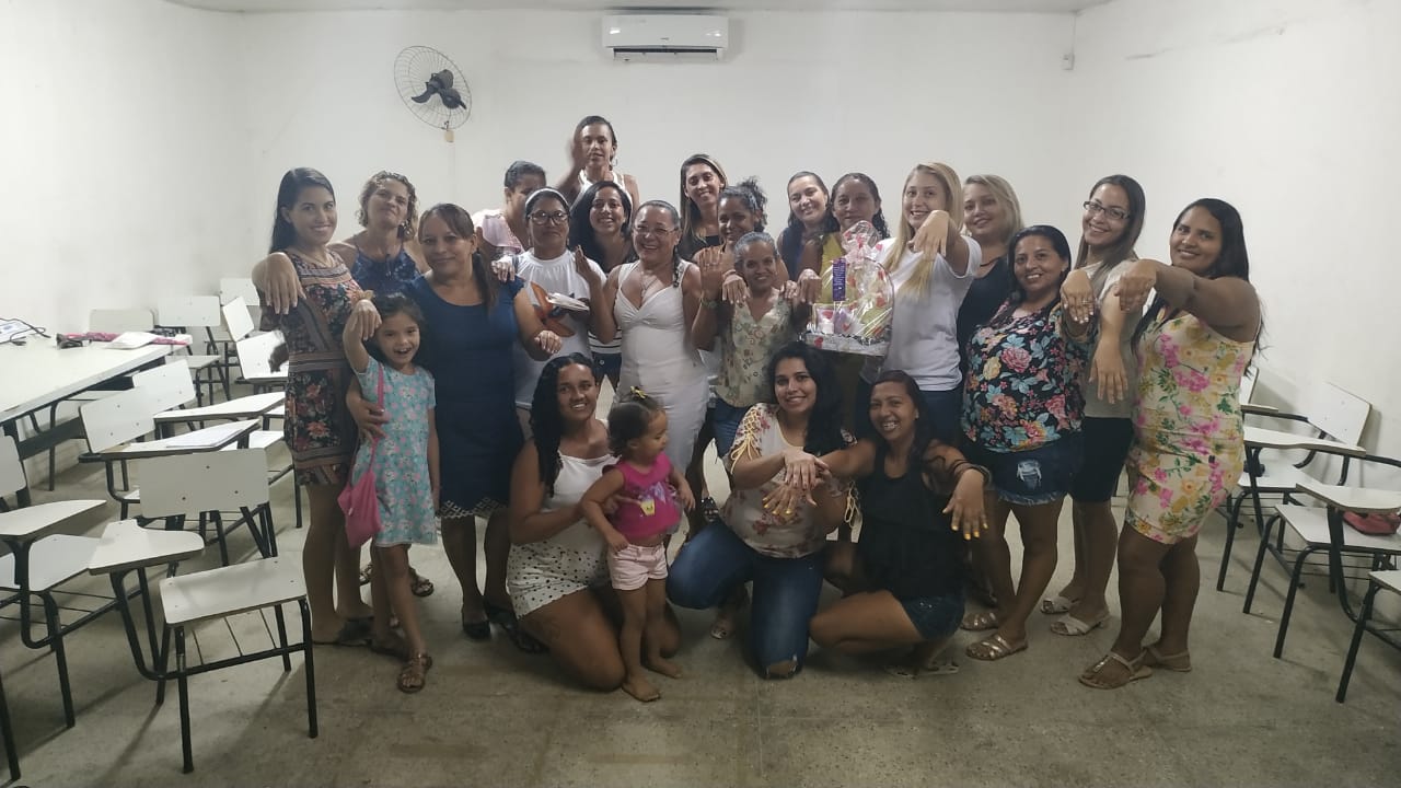 No momento, você está visualizando Sasc realiza curso de manicure com 25 mulheres