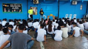 Leia mais sobre o artigo Demutran trabalha projeto de educação no trânsito em escola municipal